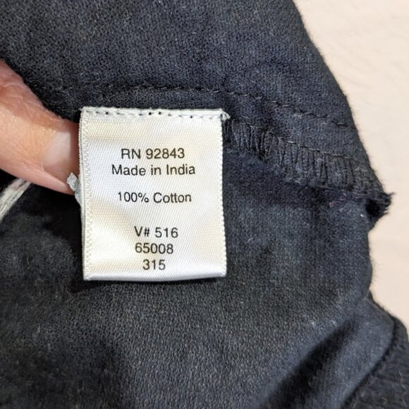 Coldwater Creek Corduroy Black Skirt Size 6 P Floral Print A-Line Knee Length - Picture 6 of 6